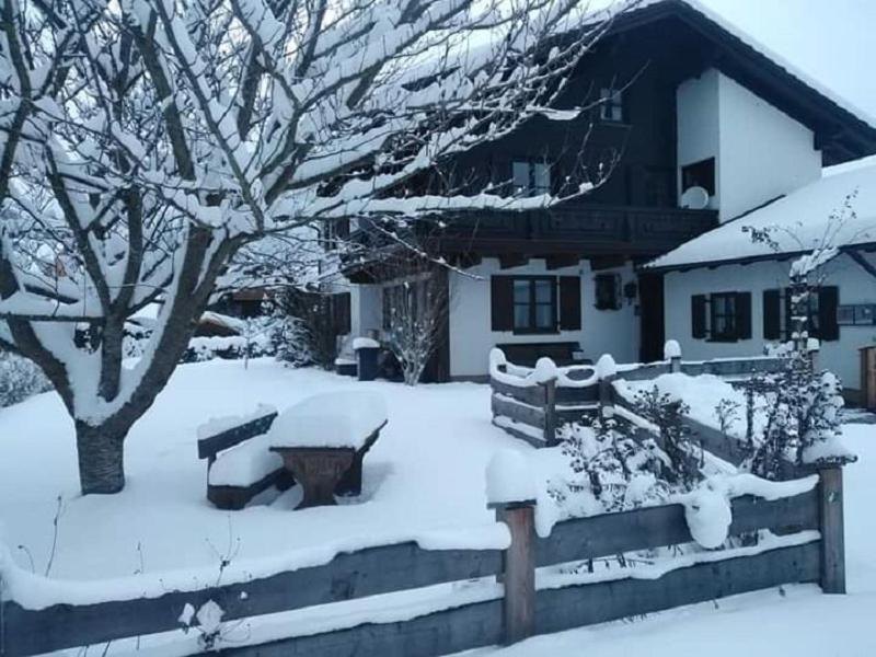 Appartement Gipfelblick Am Woessenerbach à Unterwössen Extérieur photo